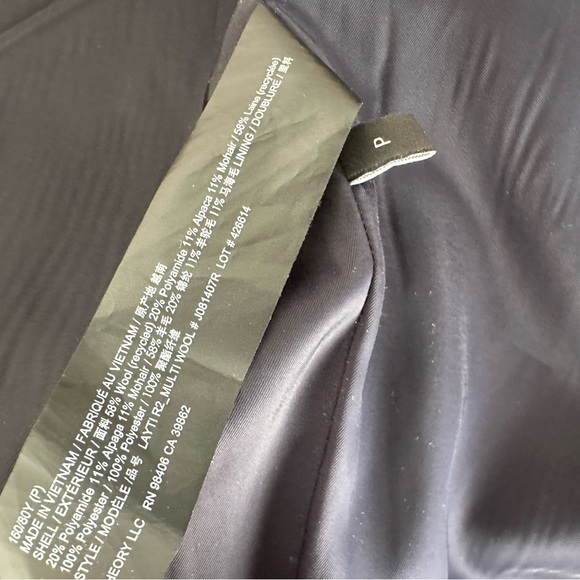 Theory Navy Textured Wool Coat - Picture 4 of 7